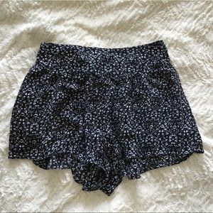 American Eagle Loose Flowy Shorts